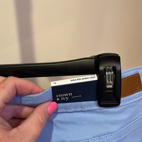 NWT sky blue high rise crop colored denim jeans - Picture 7 of 7